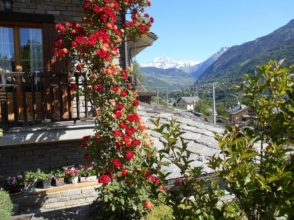 B&B Les Fleurs Gignod Dış mekan fotoğraf
