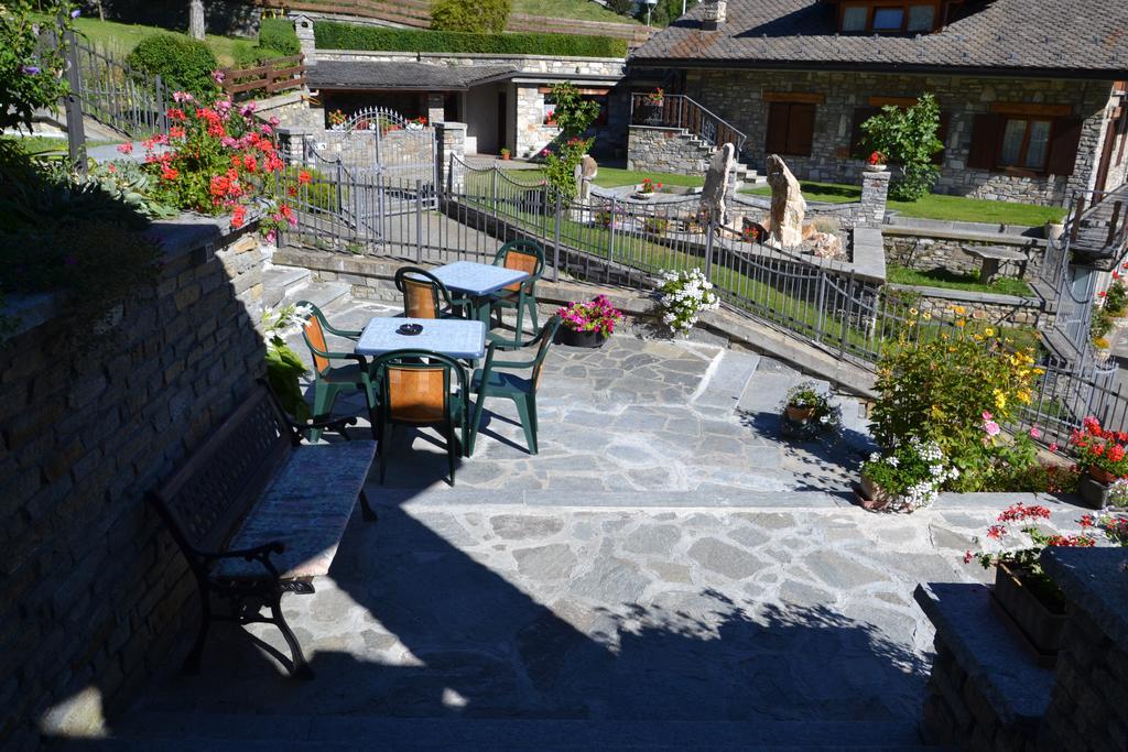 B&B Les Fleurs Gignod Dış mekan fotoğraf